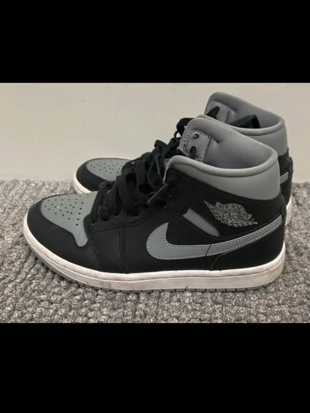 Jordan 1 Mid